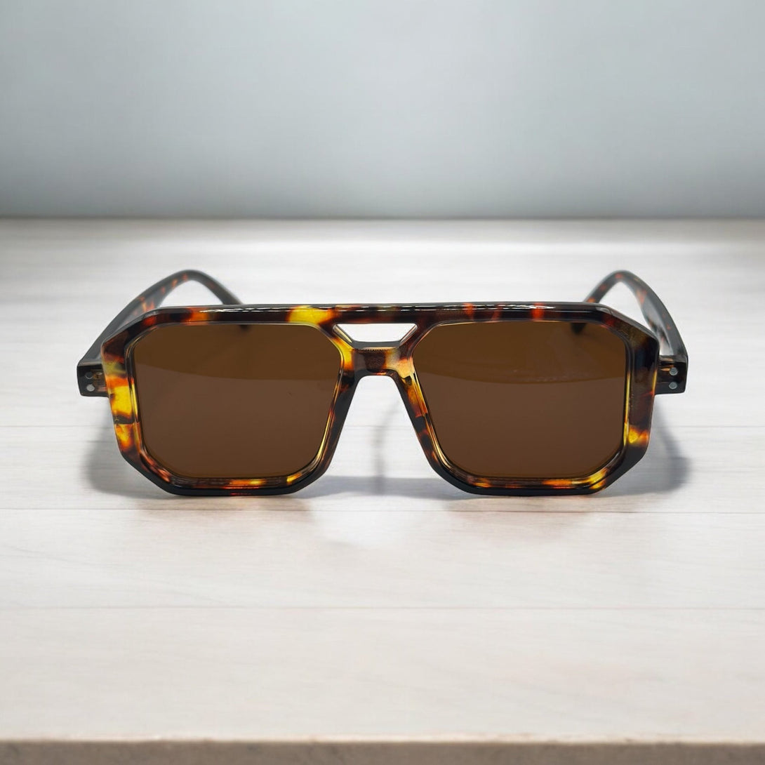 Wayfarers style of sunglasses - Zucchero Essentials